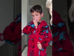 クリノート生理食塩水鼻スプレーは優しく安全で、ペパーミントが心地よいです。